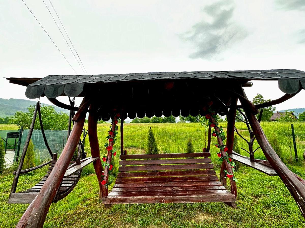 A-Frame Bucovina- Paradis Bucovinean Capu Cîmpului Exterior foto